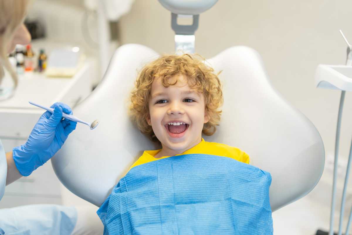 ¿Cuándo se debe programar la primera visita al dentista - CENTRO MIGUEL GONZÁLEZ